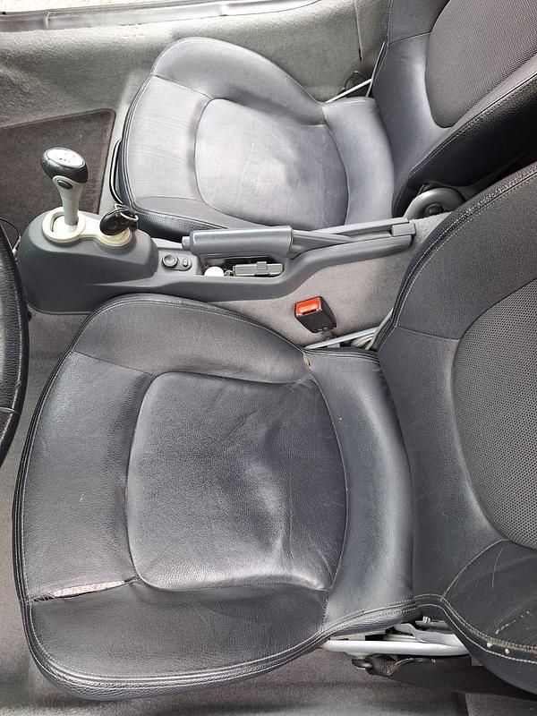 Gebraucht Smart Roadster 82 PS (60 kW) 2003 Schwarz Cabrio