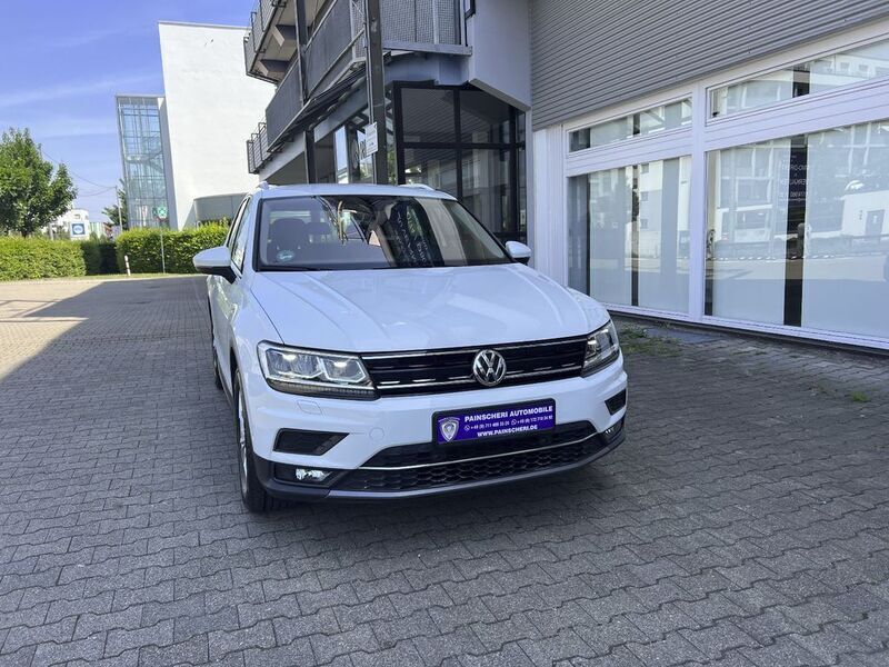 Pure white Gebraucht 2019 VW Tiguan Active SUV | 24.699 € (Fairer Preis) - Bild 1/4