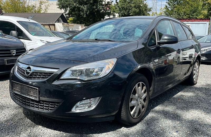 Schwarz Gebraucht 2012 Opel Astra Sport Kombi | 2.890 € (Superpreis) - Bild 1/4