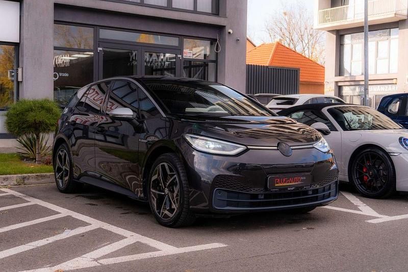 Grau Gebraucht 2020 VW ID.3 Pro Performance Kleinwagen | 21.900 € (Etwas zu teuer) - Bild 1/4