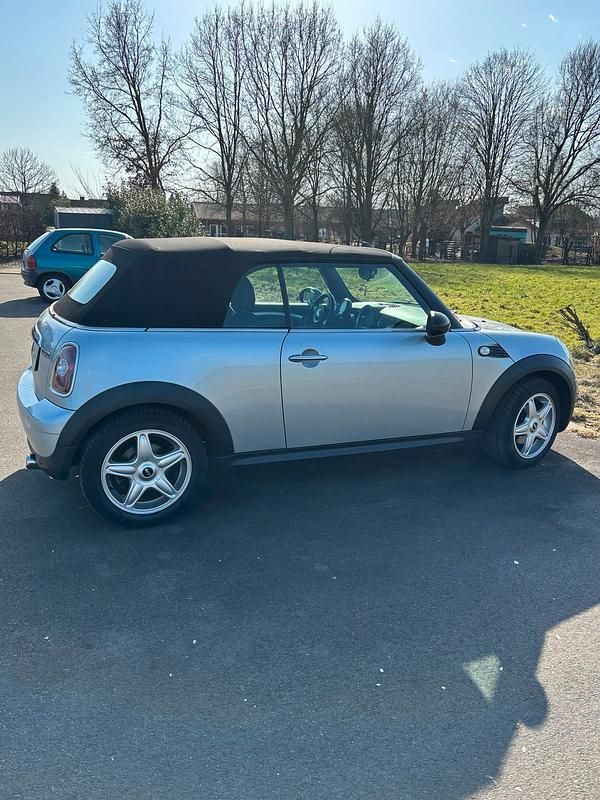 Gebraucht Mini Cooper Cabriolet 116 PS (85 kW) 2009 Silber Cabrio