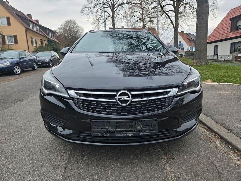 Gebraucht Opel Astra 95 PS (69 kW) 2016 Limousine