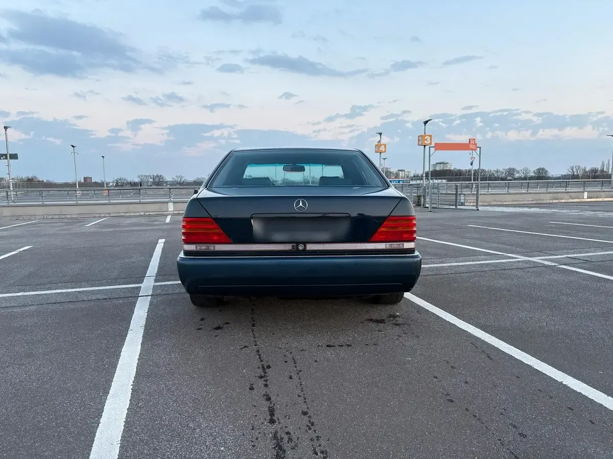 Gebraucht Mercedes S500 330 PS (242 kW) 1992 Blau Limousine