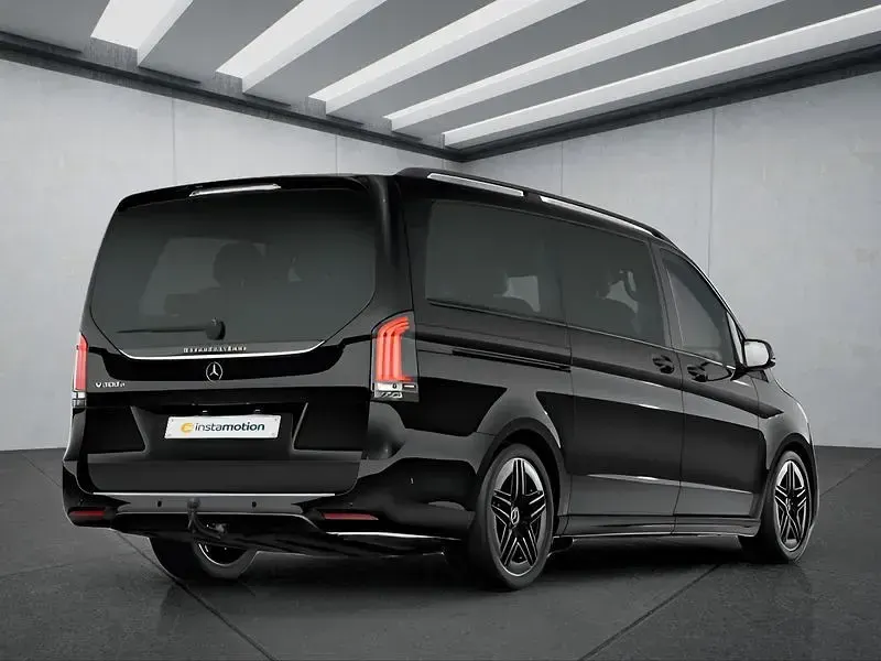 Gebraucht Mercedes V300 237 PS (174 kW) 2025 Schwarz Van / Kleinbus