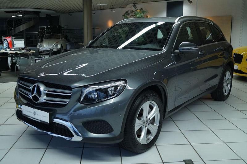 Gebraucht Mercedes GLC220 170 PS (125 kW) 2016 Selenitgrau  metalliclack SUV