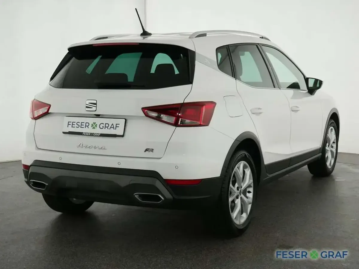 Gebraucht Seat Arona FR 110 PS (80 kW) 2023 Weiss SUV