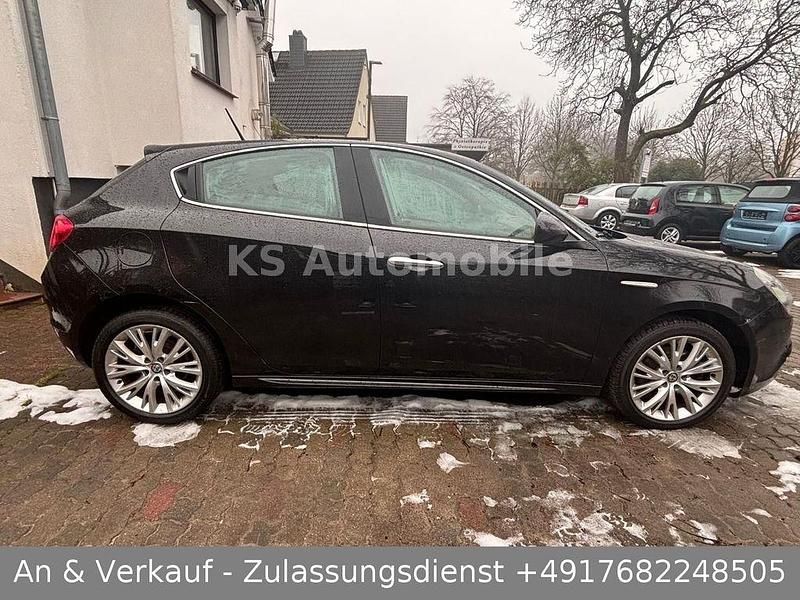 Gebraucht Alfa Romeo Giulietta Super 175 PS (128 kW) 2016 Schwarz Kleinwagen