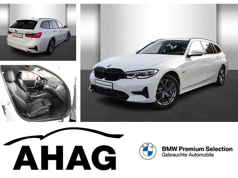 Alpinweiss 3 Gebraucht 2021 BMW 330e Sport Line Kombi | 29.990 € (Fairer Preis) - Bild 1/4