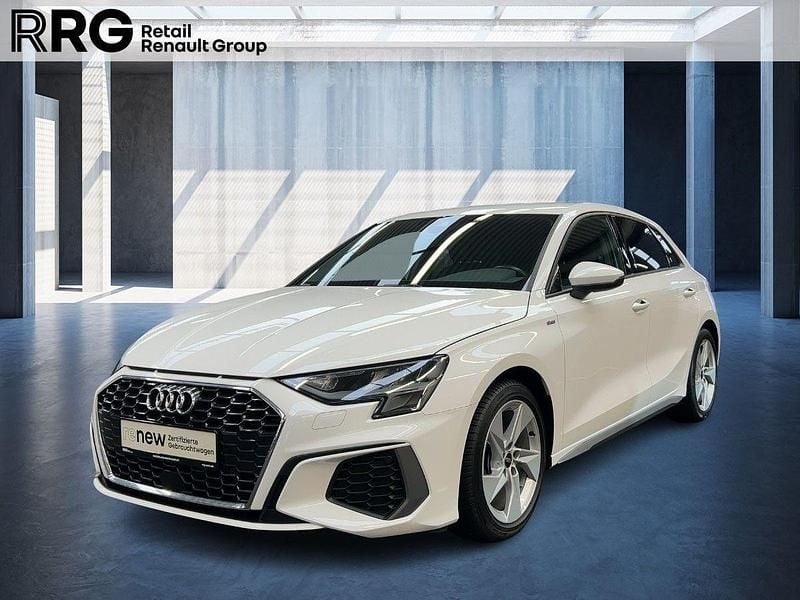 Weiß Gebraucht 2024 Audi A3 Basis Limousine | 23.170 € (Fairer Preis) - Bild 1/3