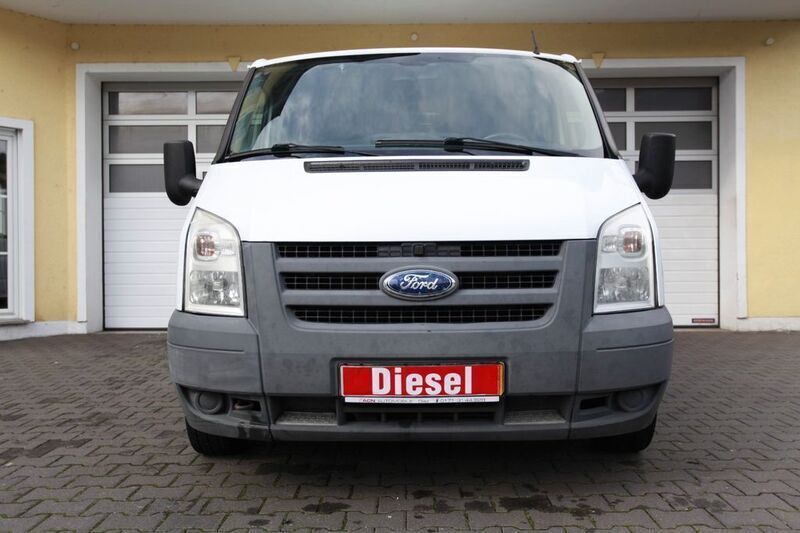 Second-hand Ford Transit 86 CP (63 kW) 2010 Alb Pickup