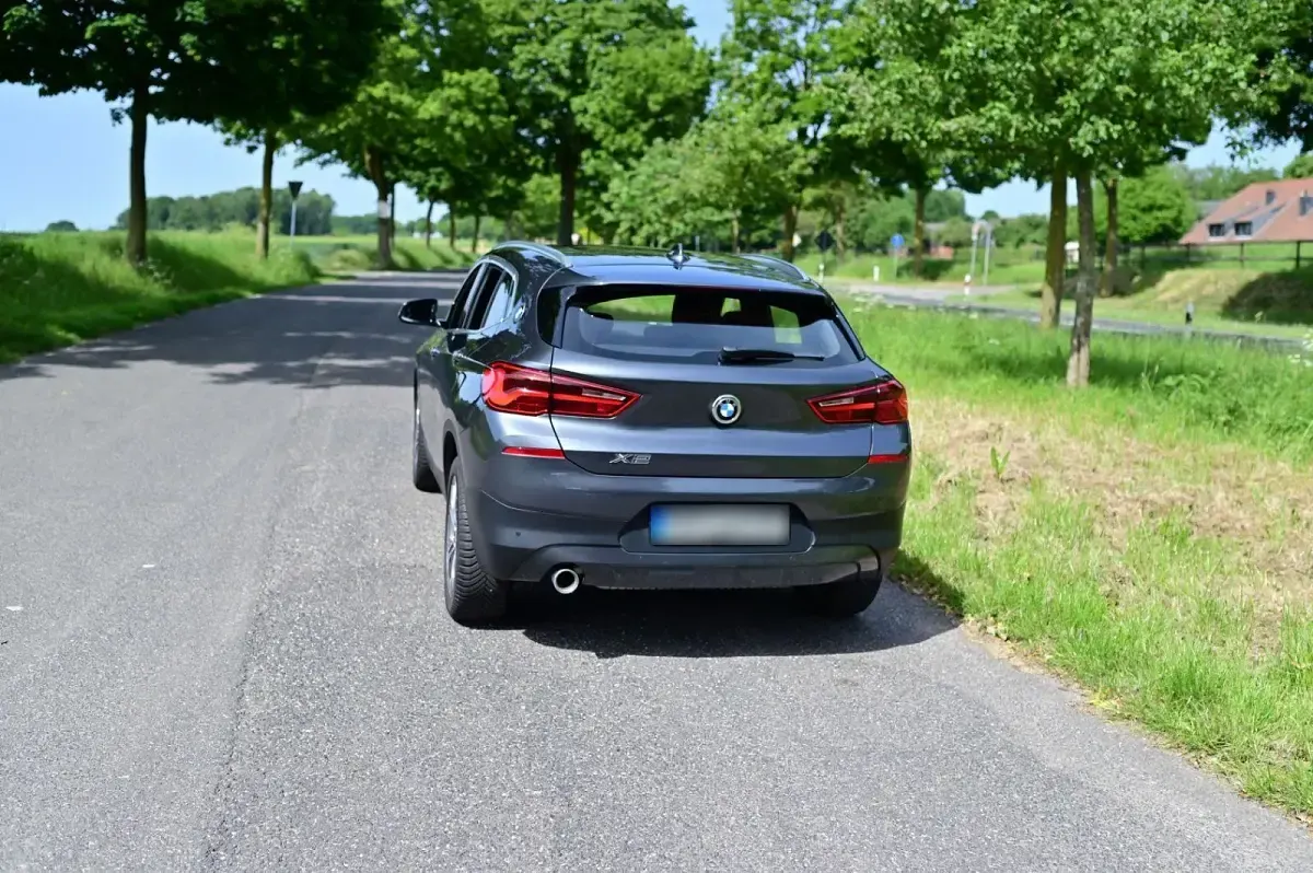 Gebraucht BMW X2 Advantage 140 PS (102 kW) 2019 Grau SUV
