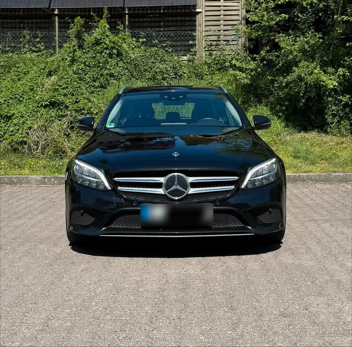 Gebraucht Mercedes C220 194 PS (142 kW) 2021 Schwarz Kombi