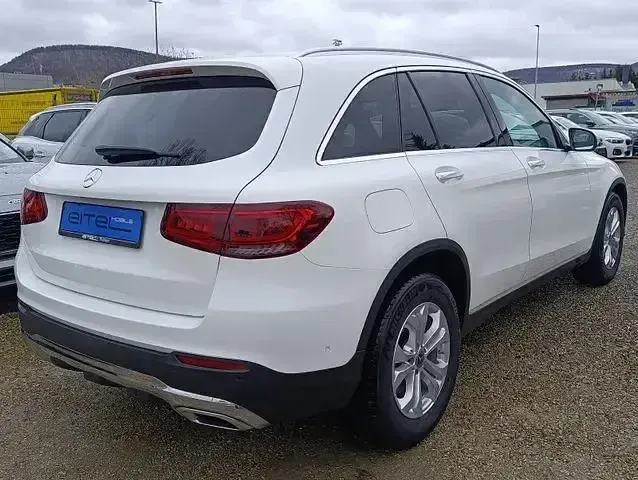 Gebraucht Mercedes GLC220 194 PS (142 kW) 2020 Weiß SUV