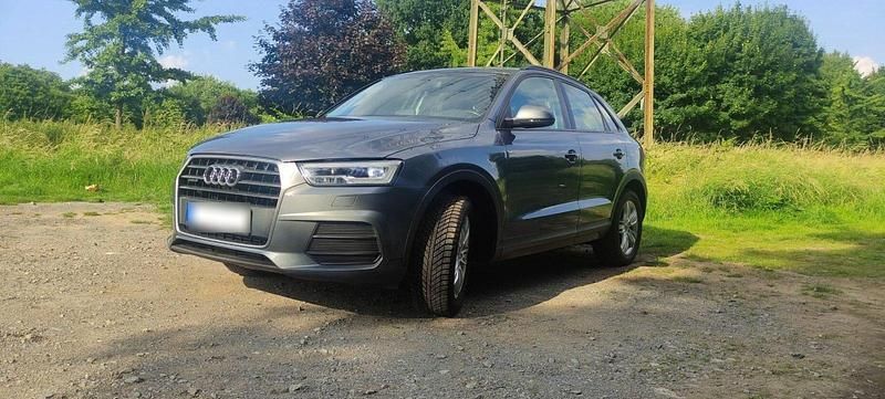 Gebraucht Audi Q3 Comfort 180 PS (132 kW) 2016 Grau SUV