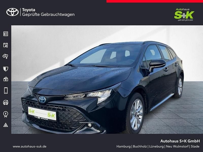 Mysticschwarz mica (schwarz) Gebraucht 2025 Toyota Corolla Business Edition Kombi | 27.980 € (Fairer Preis) - Bild 1/4