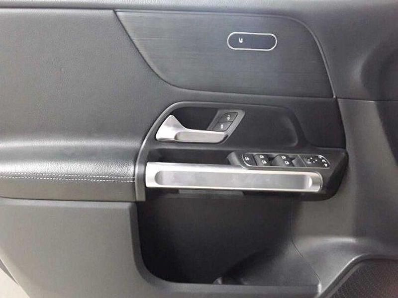 Gebraucht Mercedes GLB200 Progressive 150 PS (110 kW) 2022 Mountaingrau metallic SUV