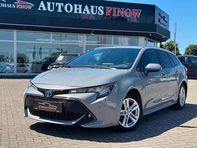 Grau Gebraucht 2022 Toyota Corolla Edition Kombi | 20.990 € (Fairer Preis) - Bild 1/4