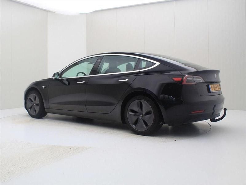 Gebraucht Tesla Model 3 Standard Range 225 kW (306 PS) 2020 Schwarz Limousine