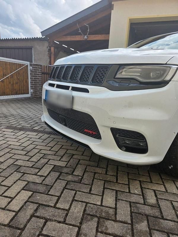 Weiß Gebraucht 2017 Jeep Grand Cherokee SRT SUV | 30.900 € (Superpreis) - Bild 1/4