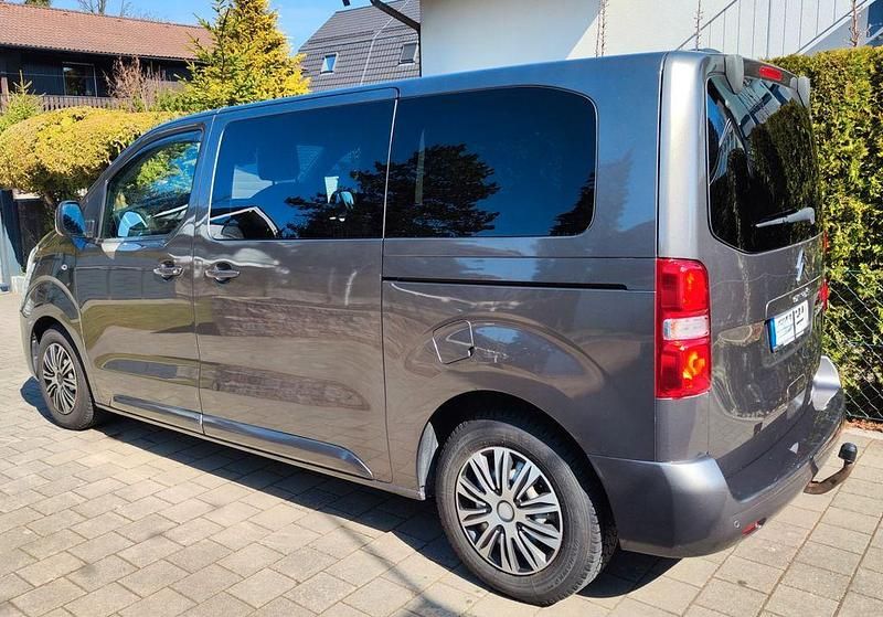 Gebraucht Citroën Spacetourer Shine 150 PS (110 kW) 2017 Grau Van / Kleinbus