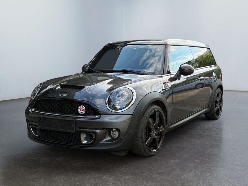 Grau Gebraucht 2011 Mini Cooper S Clubman Kombi | 4.990 € (Fairer Preis) - Bild 1/4