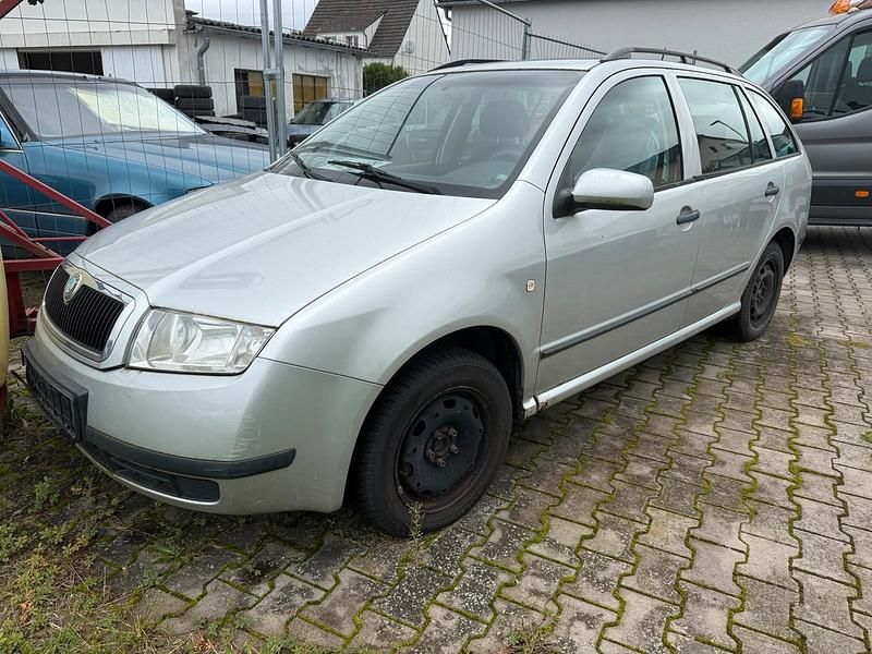Silber Gebraucht 2003 Skoda Fabia Kombi | 300 € (Superpreis) - Bild 1/4