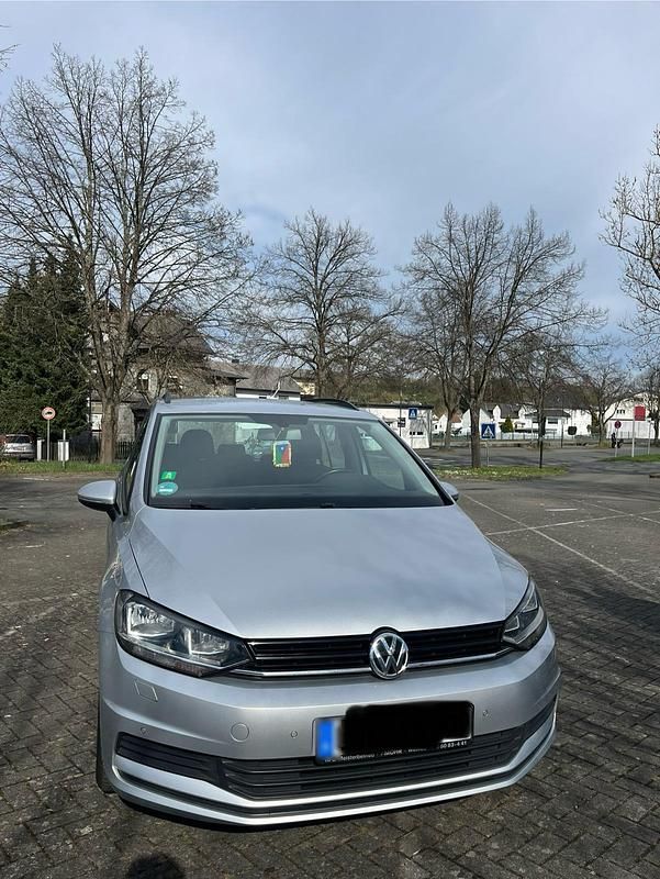 Gebraucht VW Touran 110 PS (80 kW) 2016 Silber Van / Kleinbus