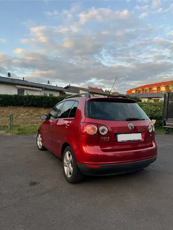 Gebraucht VW Golf Plus Cross United 102 PS (75 kW) 2007 Rot Van / Kleinbus