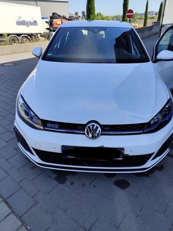 Gebraucht VW Golf VII GTE 150 PS (110 kW) 2017 Weiß Limousine