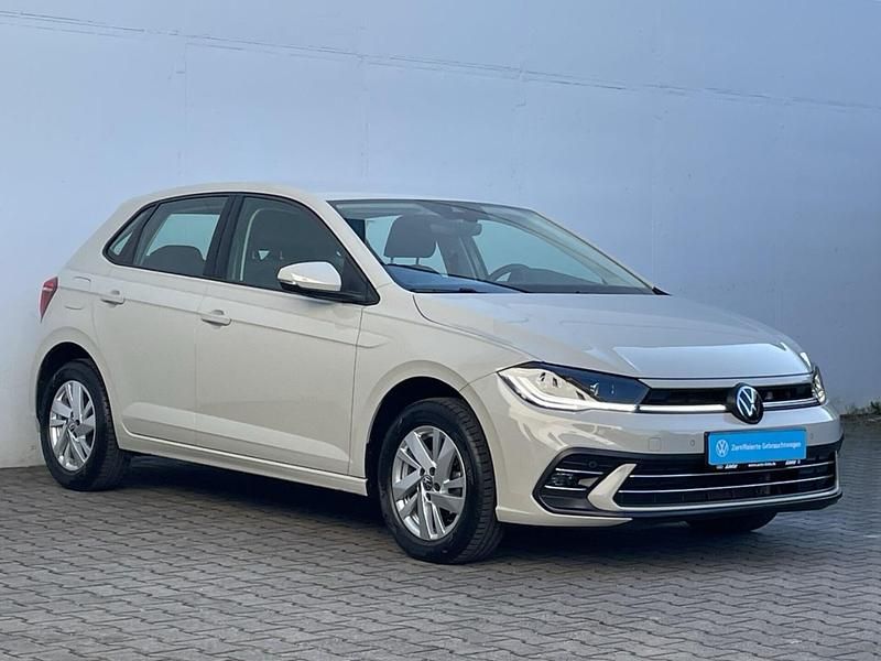 Gebraucht VW Polo Style 95 PS (69 kW) 2022 Grau Kleinwagen