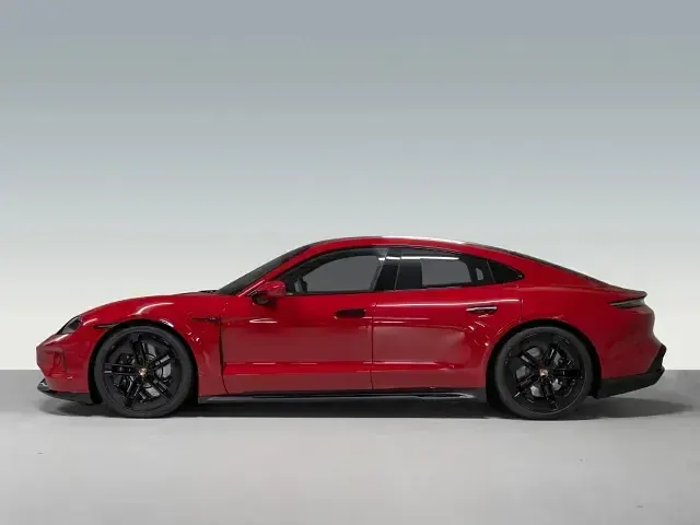 Gebraucht Porsche Taycan 4S Sport 439 kW (598 PS) 2024 Rot Limousine