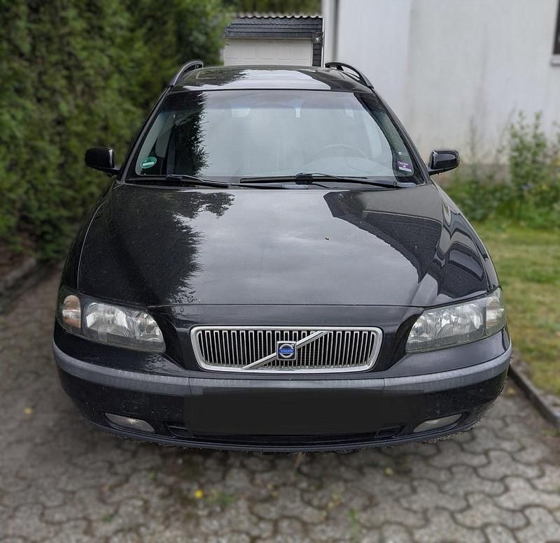 Gebraucht 2003 Volvo V70 Kombi | 1.100 € (Superpreis) - Bild 1/4