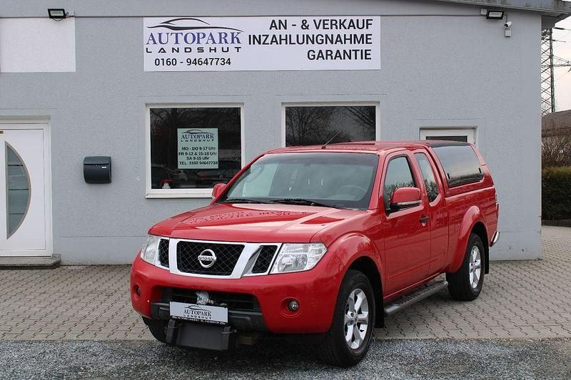 Gebraucht Nissan Navara SE 190 PS (139 kW) 2011 Red (s) Pickup