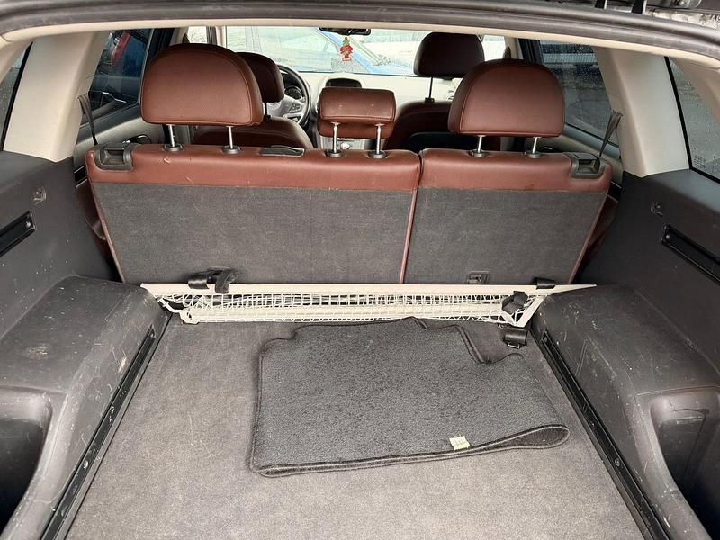 Gebraucht Opel Vectra 150 PS (110 kW) 2008 Schwarz SUV