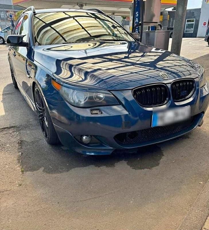 Blau Gebraucht 2007 BMW 530 Kombi | 3.650 € (Guter Preis) - Bild 1/4