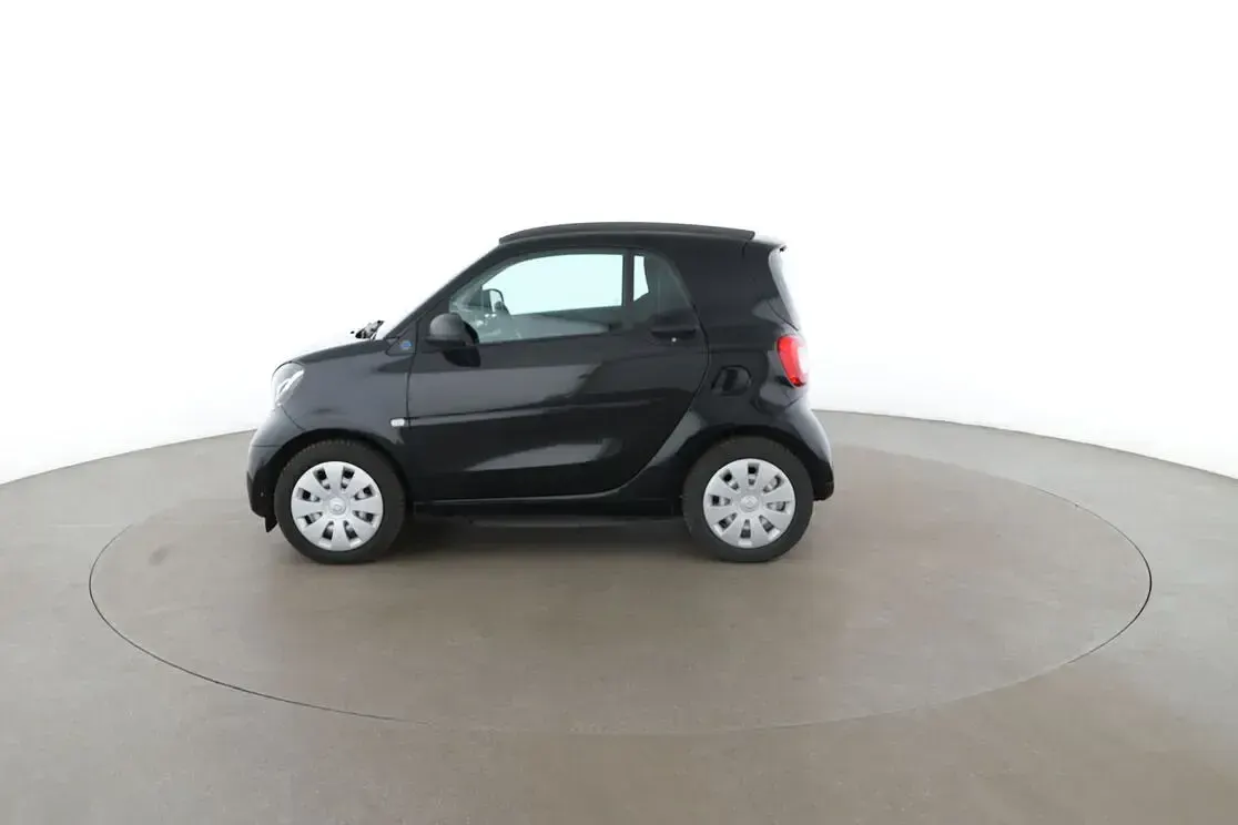 Gebraucht Smart ForTwo Coupé 60 kW (82 PS) 2022 Schwarz Kleinwagen