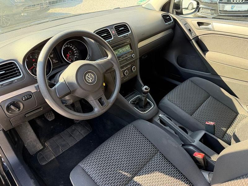 Gebraucht VW Golf VII Trendline 86 PS (63 kW) 2012 Schwarz Limousine