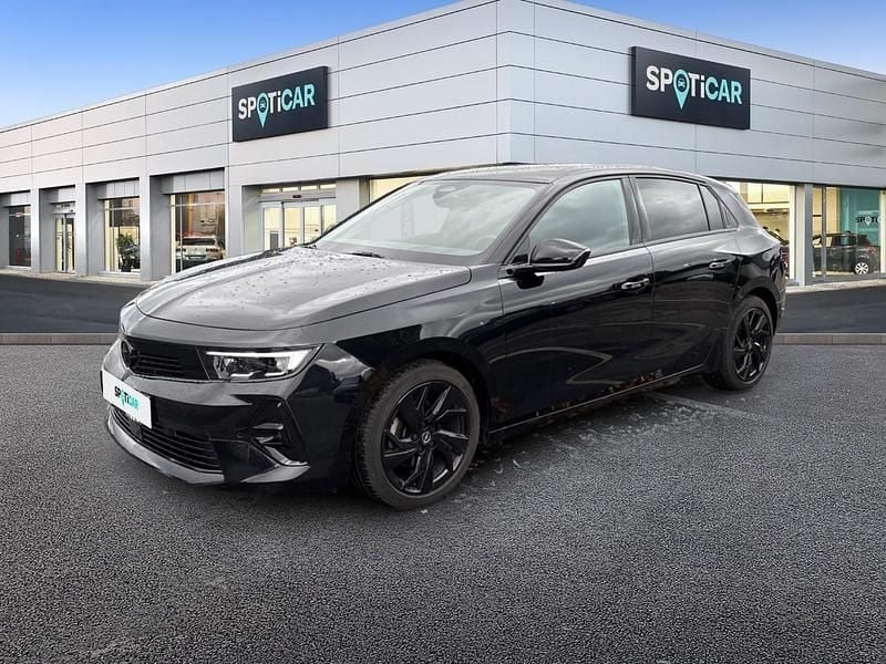 Gebraucht Opel Astra 131 PS (96 kW) 2024 Schwarz Limousine