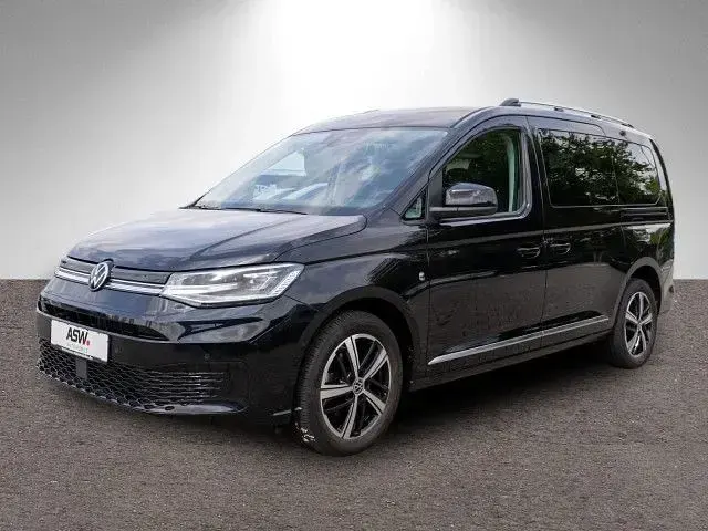 Gebraucht VW Caddy Maxi Style 122 PS (89 kW) 2023 Deep black perleffekt Van / Kleinbus
