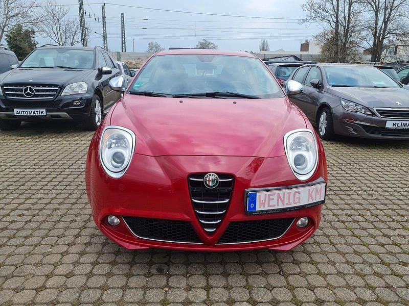 Gebraucht Alfa Romeo GT Junior 95 PS (69 kW) 2010 Rot Limousine