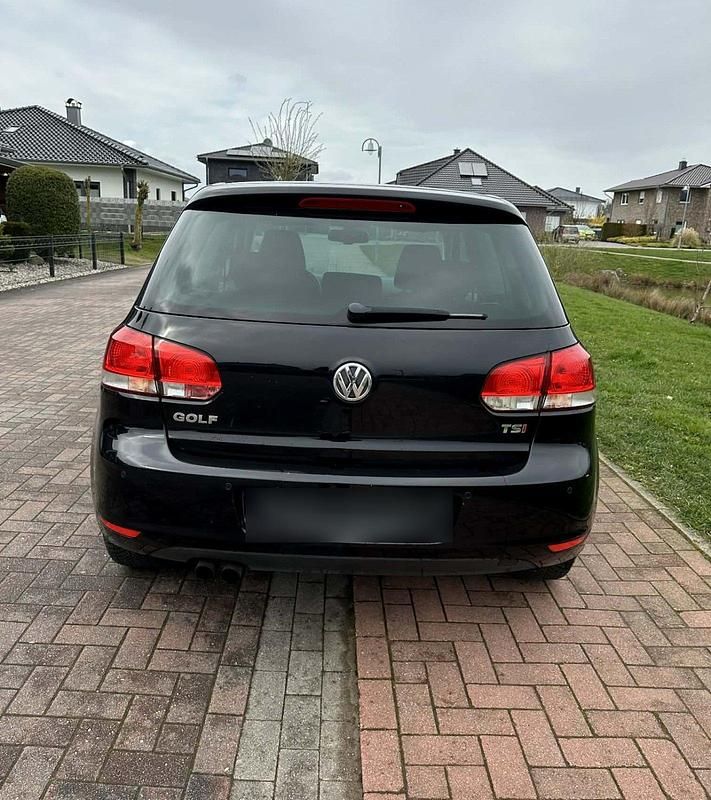 Gebraucht VW Golf Style 122 PS (89 kW) 2011 Schwarz Coupé
