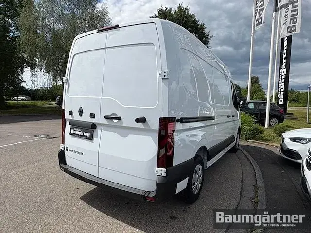 Neu Renault Master 131 PS (96 kW) 2025 Van / Kleinbus