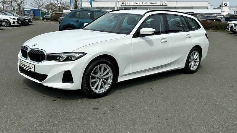 Gebraucht BMW 318 156 PS (114 kW) 2025 Weiß Kombi