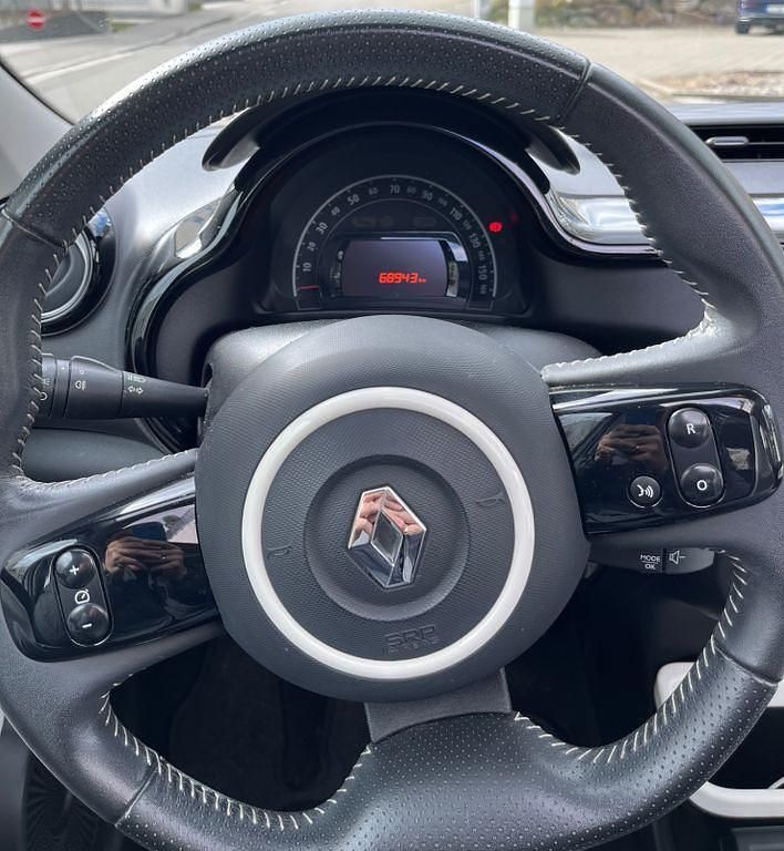 Gebraucht Renault Twingo 71 PS (52 kW) 2016 Weiß Kleinwagen