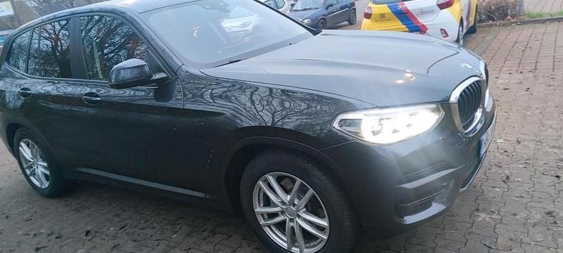 Gebraucht BMW X3 Advantage 190 PS (139 kW) 2017 Grau SUV