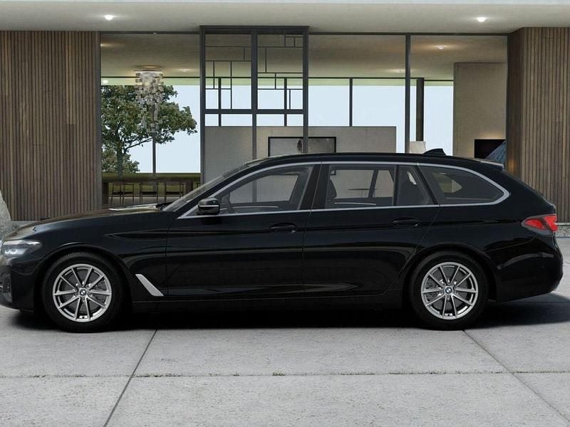 Gebraucht BMW 520 Comfort Edition 190 PS (139 kW) 2022 Bmw 520d xdrive touring aut. (schwarz) Kombi