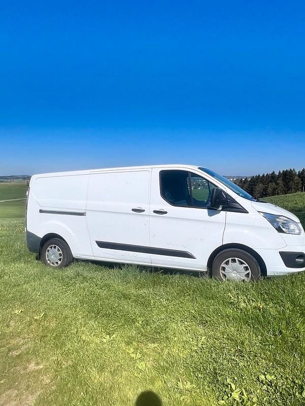 Second-hand Ford Transit Custom 130 CP (95 kW) 2017 Alb Berlinǎ