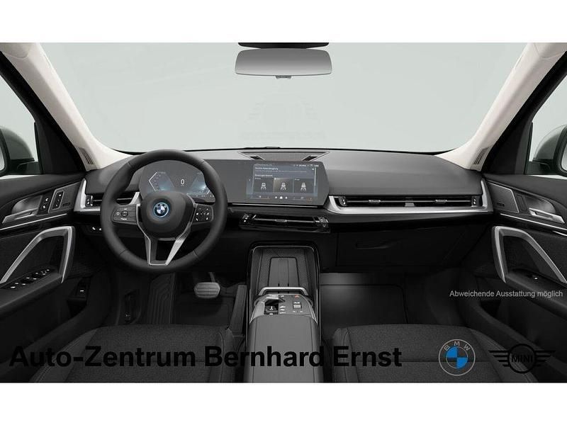 Neu BMW iX1 Performance 230 kW (313 PS) 2026 Grau SUV