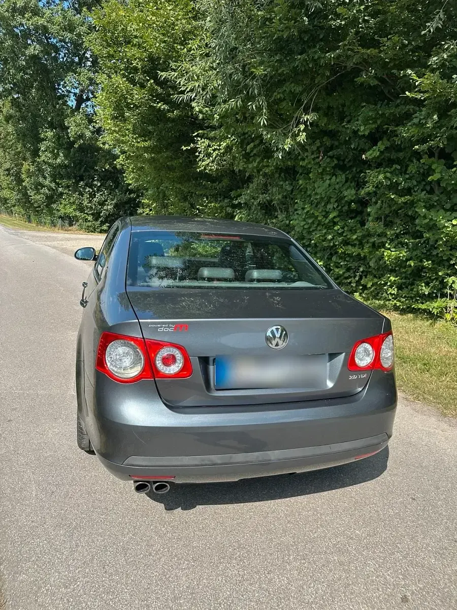 Gebraucht VW Jetta GT 170 PS (125 kW) 2007 Grau Limousine