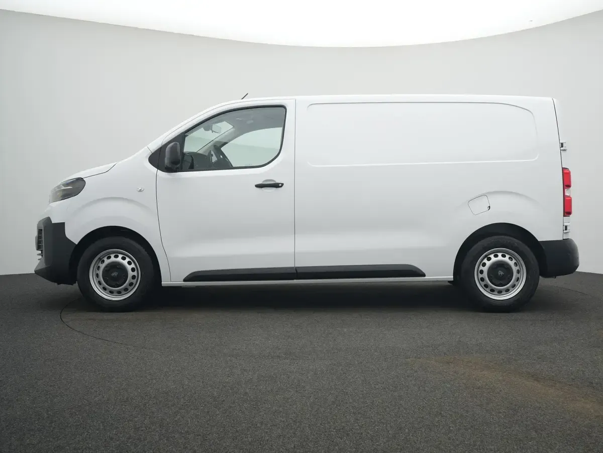 Gebraucht Peugeot Expert 120 PS (88 kW) 2025 Kaolinweiß Van